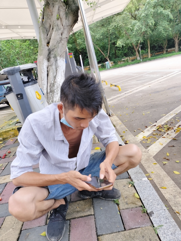 太累了的第一张照片--百色残疾人相亲网